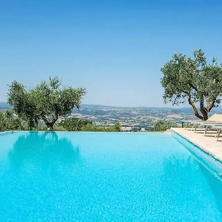 With Private Pool, A/c In Umbria Nabij Todi Piedicolle