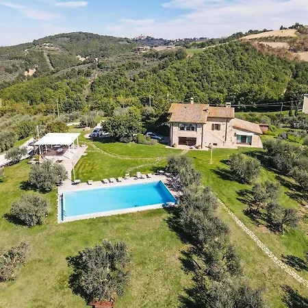 With Private Pool, A/c In Umbria Nabij Todi *