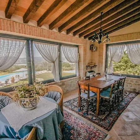 With Private Pool, A/c In Umbria Nabij Todi 빌라 Piedicolle