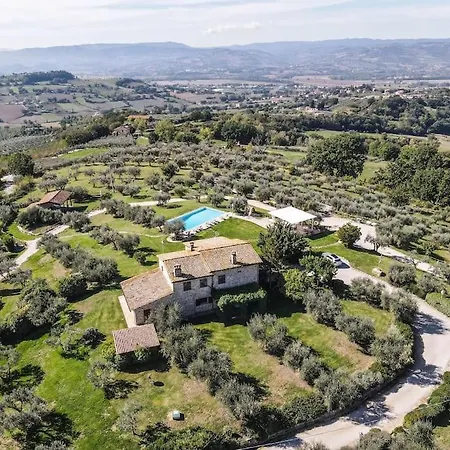 With Private Pool, A/c In Umbria Nabij Todi Piedicolle